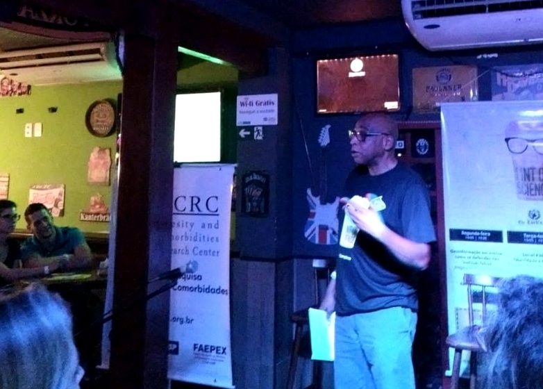 OCRC no Pint of Science 2018 – prof. Everardo Carneiro 2